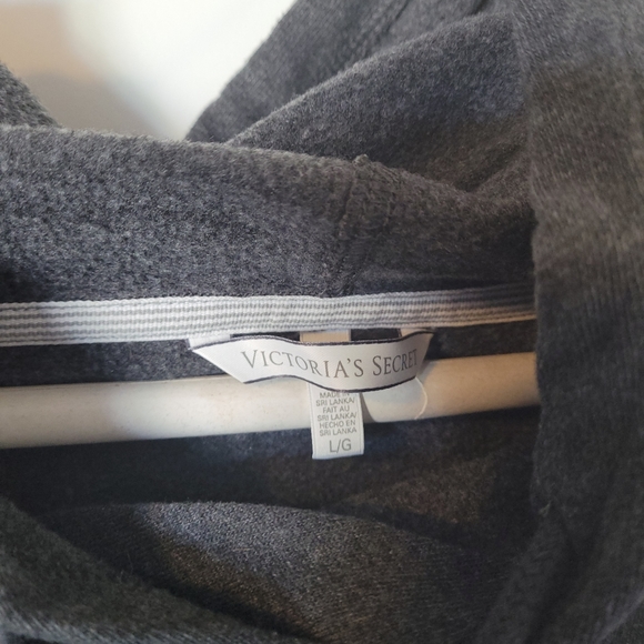 VICTORIA SECRET HOODIE - Picture 3 of 4